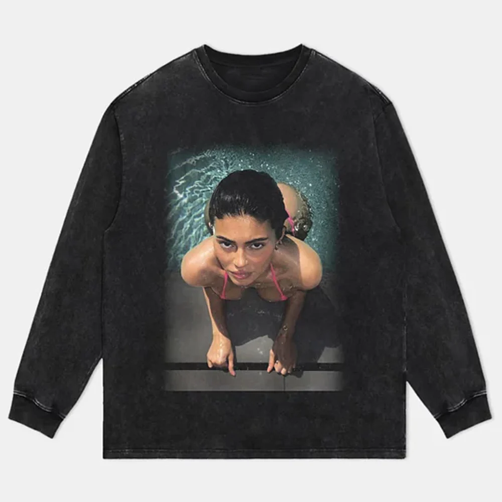 KYLIE JENNER 12.28 3.0 TEE - Image 4